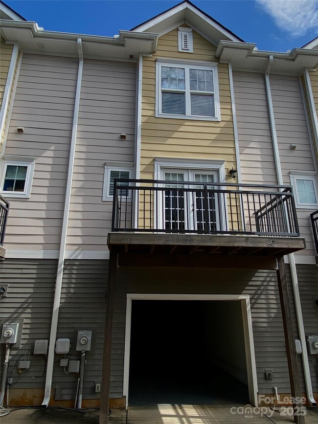 31 Myrtle St in Belmont, NC - Building Photo - Building Photo
