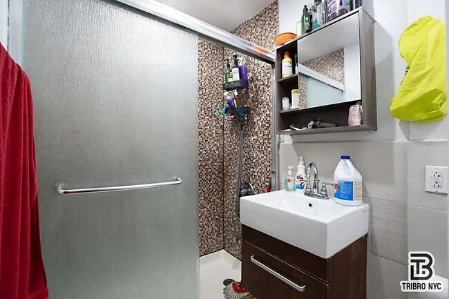 Nice room in a good neighborhood in New York, NY - Foto de edificio - Building Photo