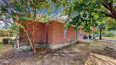 9803 Risky's Ranch Dr in College Station, TX - Building Photo - Building Photo