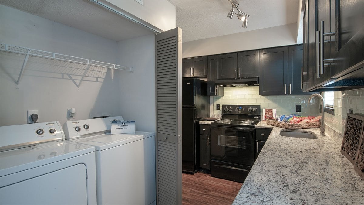 Amberlake Village in Duluth, GA - Building Photo