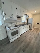 301 McLeod St in Matthews, NC - Building Photo - Building Photo