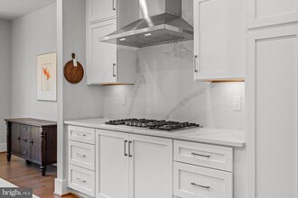 3717 Glenmoor Reserve Ln in Chevy Chase, MD - Building Photo - Building Photo