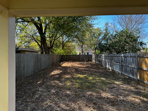 804 N 10th St in Waco, TX - Building Photo - Building Photo