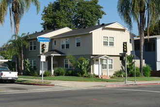 4503 Hazeltine Ave in Sherman Oaks, CA - Building Photo - Building Photo