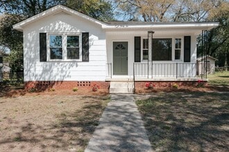 332 Guilford St in West Columbia, SC - Foto de edificio - Building Photo