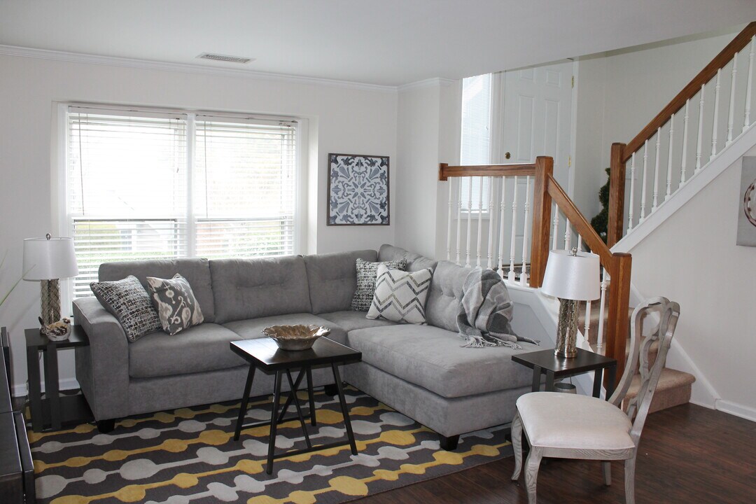 7245 Meeting St in Charlotte, NC - Building Photo