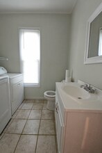 112 Hempstead St, Unit 112 in New London, CT - Building Photo - Building Photo
