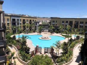 Purl Apartments in San Diego, CA - Foto de edificio - Building Photo