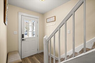 761 King St in Charlottesville, VA - Foto de edificio - Building Photo