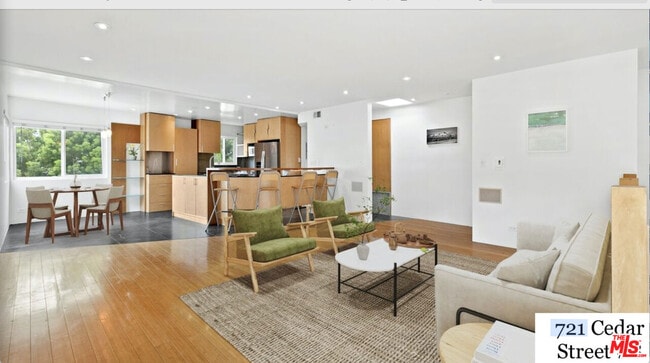 property at 721 Cedar St