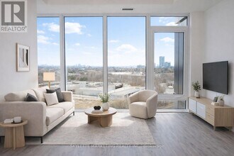 1 Quarrington Lane in North York, ON - Building Photo - Building Photo