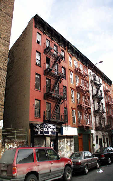 193 E 4th St in New York, NY - Foto de edificio - Building Photo