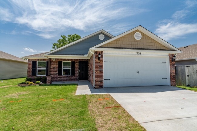 property at 1236 S Kingfisher Ln