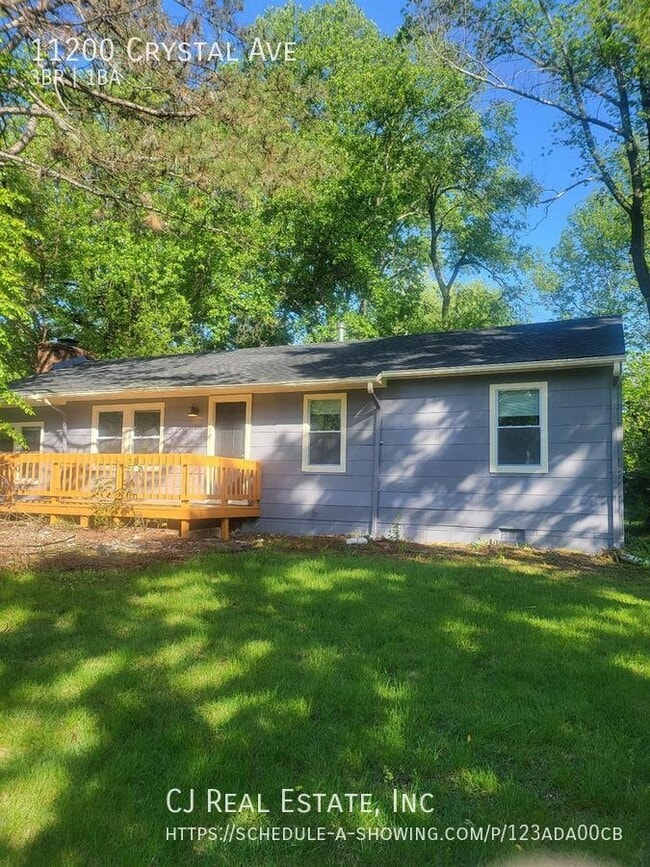 property at 11200 Crystal Ave
