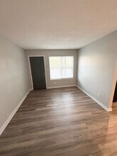 3571 Midland Ave in Memphis, TN - Building Photo - Building Photo