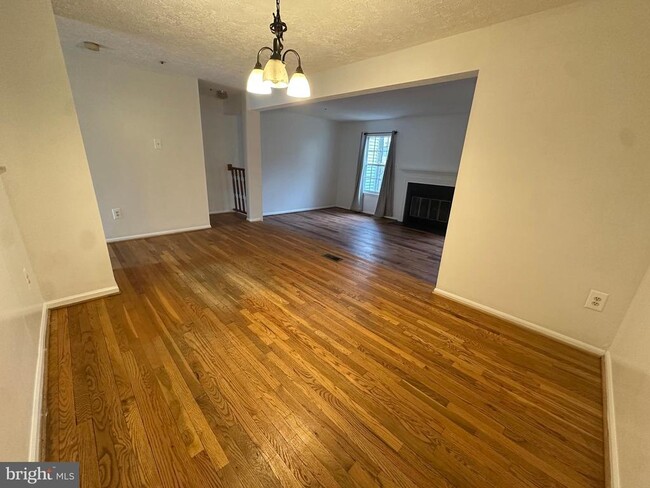 property at 20519 Staffordshire Dr