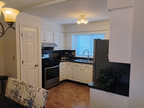 553 W Park Ave in Libertyville, IL - Building Photo - Building Photo