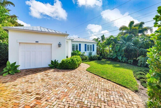 7610 Washington Rd in West Palm Beach, FL - Building Photo - Building Photo