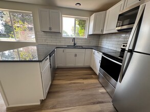 806 Meeker St in Longmont, CO - Building Photo - Building Photo