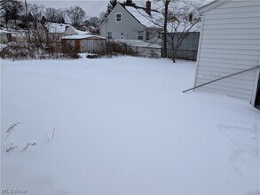 637 E Wilbeth Rd in Akron, OH - Building Photo - Building Photo