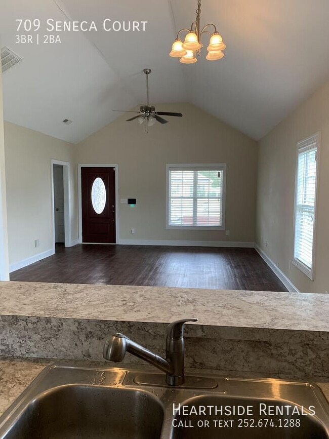 709 Seneca Ct in Winterville, NC - Building Photo - Building Photo