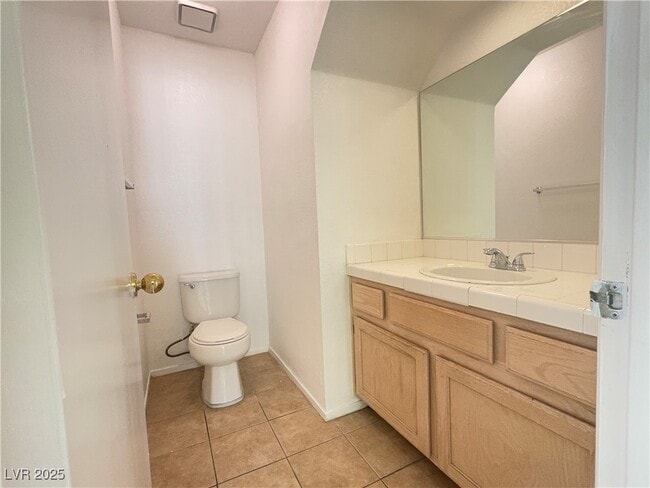 property at 924 Carmel Shrs Dr