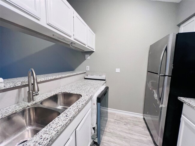 property at 2121 El Paseo St