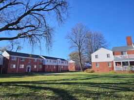 Franklin Court Apartments