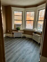 93 Fullerton Ave, Unit #2 in Newburgh, NY - Foto de edificio - Building Photo