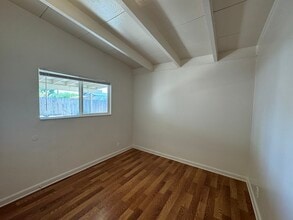 1425 S School St in Lodi, CA - Building Photo - Building Photo