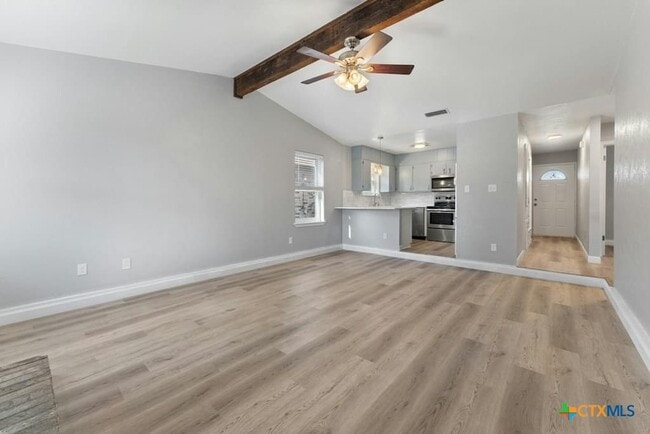 2202 Spicewood Dr in Killeen, TX - Building Photo - Building Photo