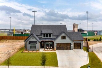 510 Eagle Ct W in Aledo, TX - Building Photo - Building Photo