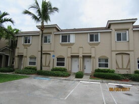 2308 SE 23rd Ter in Homestead, FL - Building Photo