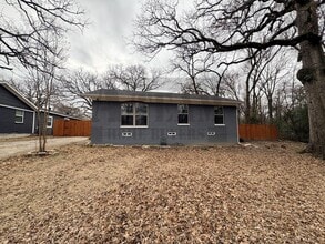 401 Forest Ln in Gun Barrel City, TX - Building Photo - Building Photo