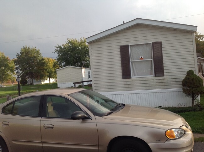 property at 39600 Knob Hill Rd