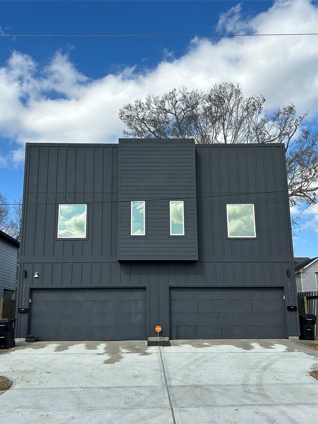 property at 4513 Reed Rd