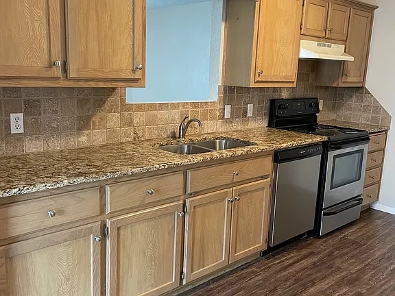 306 Williams Rd in Lorena, TX - Building Photo - Building Photo