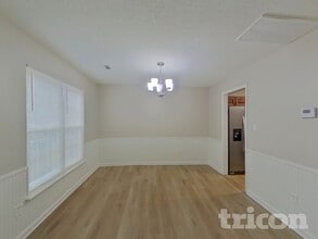 701 Barbee Farm Dr in Monroe, NC - Foto de edificio - Building Photo