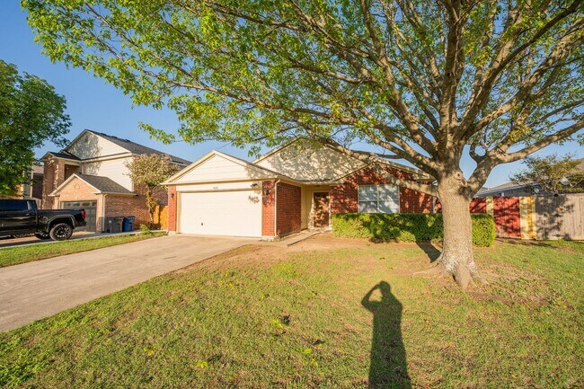 property at 1524 Clemson Dr