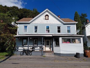 87 W Pierpont St in Kingston, NY - Building Photo - Building Photo