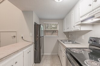 26620 Primrose Ct in Pointblank, TX - Building Photo - Building Photo