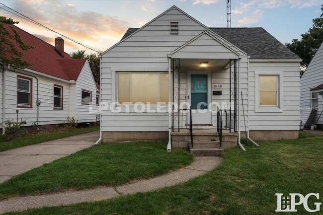 property at 3648 Watson Ave