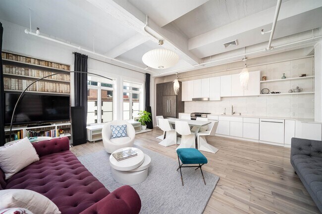 property at 140 Bay St