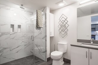 1716 Lofts in Walnut Creek, CA - Foto de edificio - Interior Photo