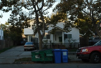 439 N 8th St in San Jose, CA - Foto de edificio - Building Photo