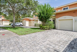 2565 Stockbridge Square SW in Vero Beach, FL - Building Photo - Building Photo