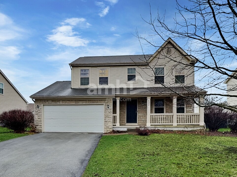 522 Hunnicut Dr in Reynoldsburg, OH - Building Photo