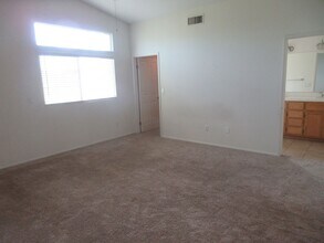 13280 Dronfield Ave in Los Angeles, CA - Building Photo - Building Photo