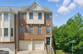 12000 Sorrel River Way in Manassas, VA - Building Photo - Building Photo