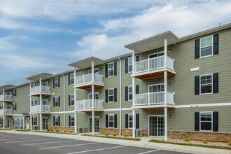 Meridian Hills Senior Apartments in Louisville, KY - Building Photo - Building Photo